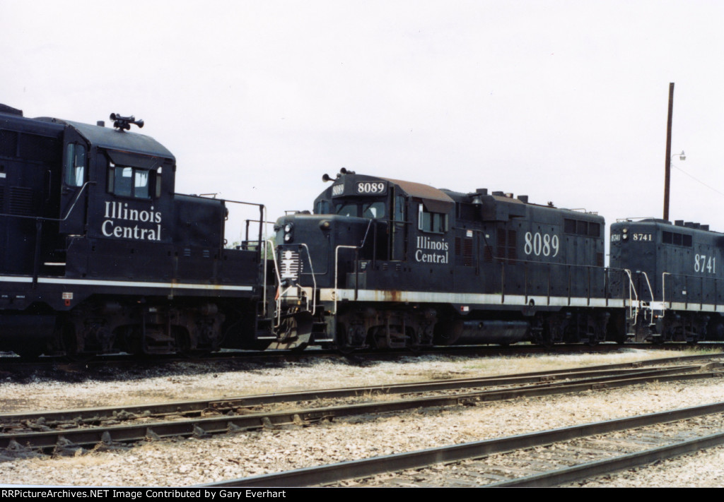 IC GP10 #8089 - Illinois Central